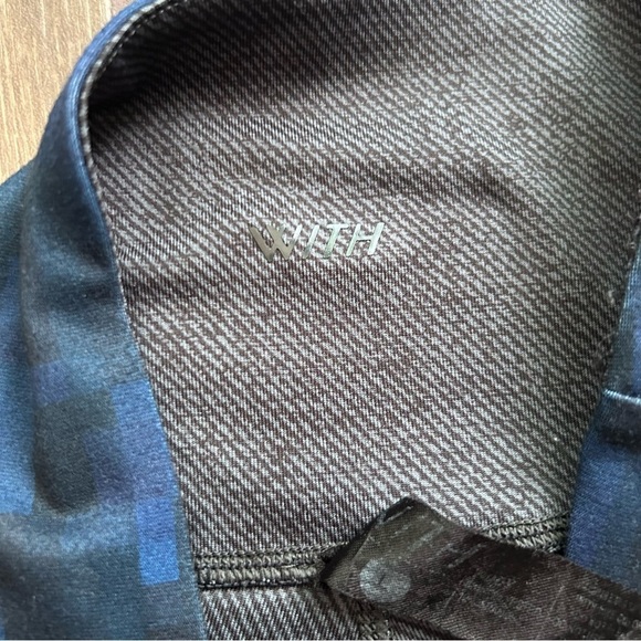 Peloton x WITH Pyramid Color High Waist Crop Capri Leggings in Blue Sz L - Picture 7 of 8